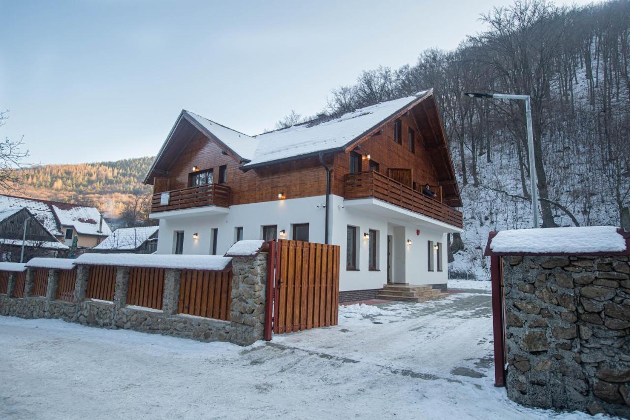 Livada Amely Gales Exterior foto