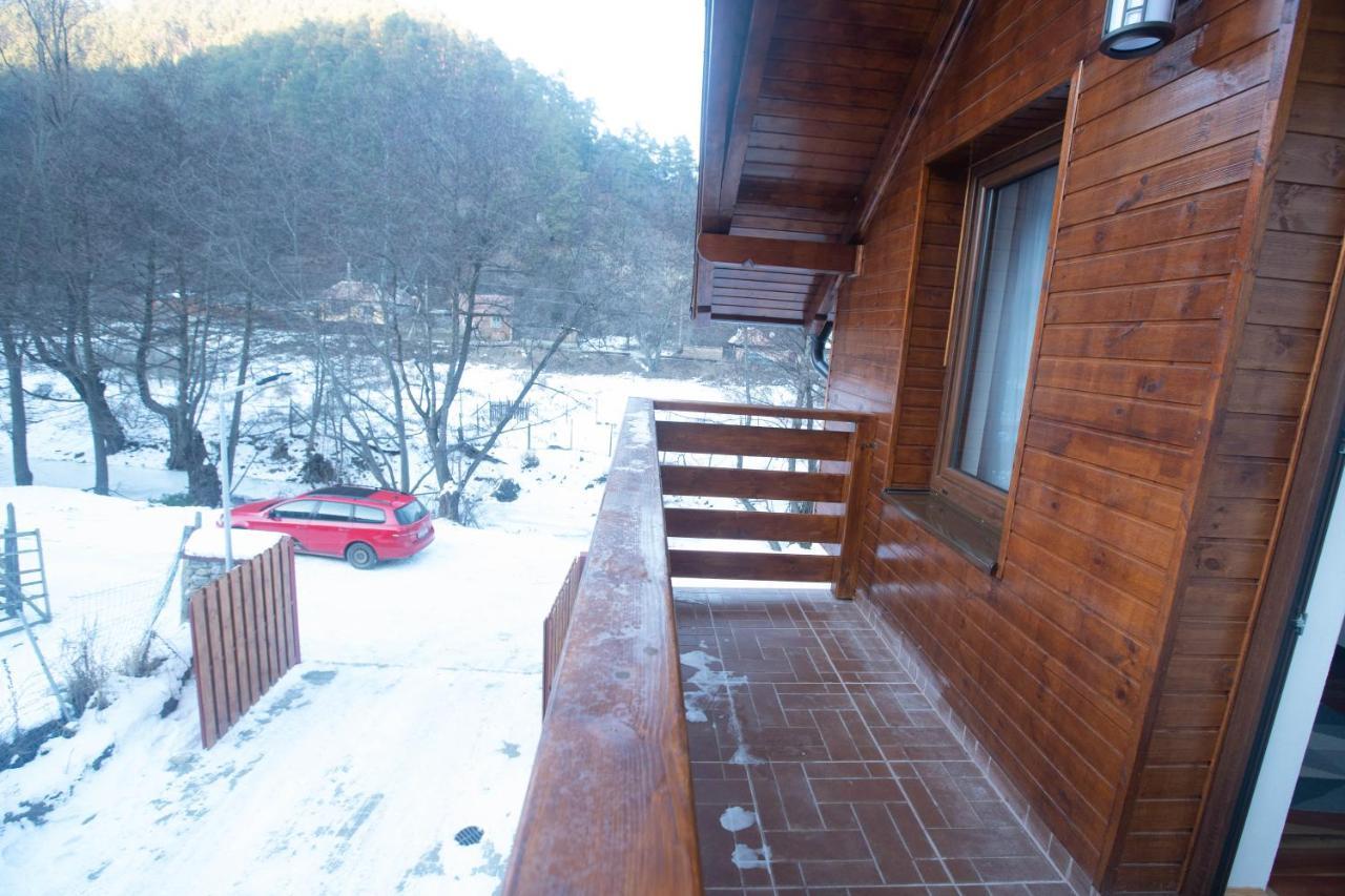 Livada Amely Gales Exterior foto